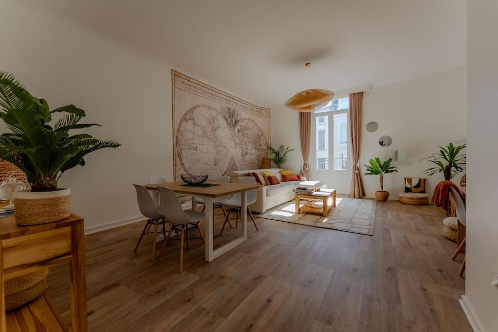 Apartamento L'Echappee Chic Au Coeur De Valence Valence  Exterior foto