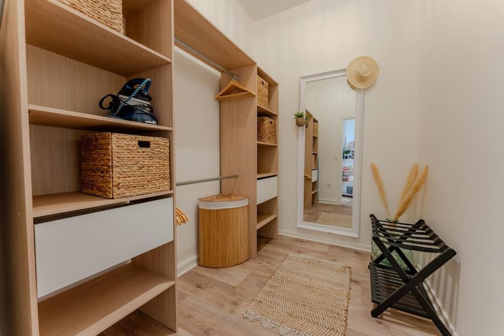 Apartamento L'Echappee Chic Au Coeur De Valence Exterior foto