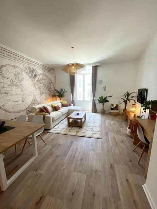 Apartamento L'Echappee Chic Au Coeur De Valence Valence  Exterior foto